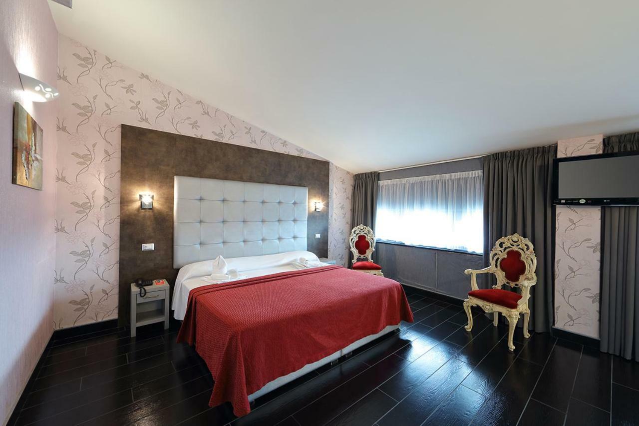 Hotel Relax Roma Nord Fiano Romano Extérieur photo
