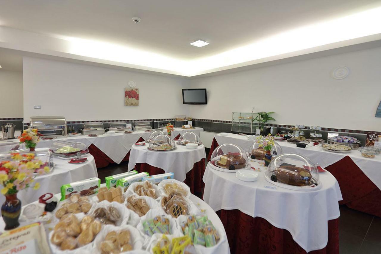 Hotel Relax Roma Nord Fiano Romano Extérieur photo